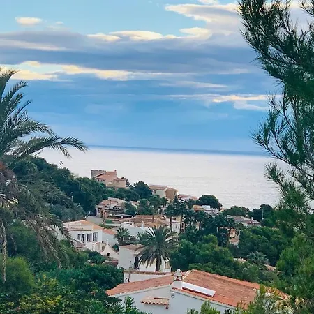 Planta Baja En Una Preciosa Casa De Con Una Entrada Independiente Villa