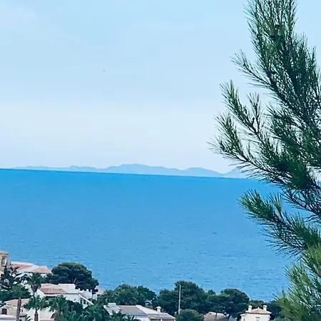 Planta Baja En Una Preciosa Casa De Con Una Entrada Independiente Villa *